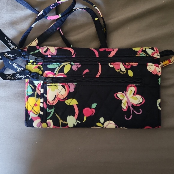 Vera Bradley - Picture 3 of 3